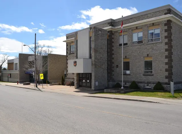 Almonte District Highschool Almonte District Highschool
