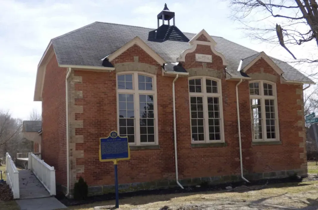 Red Brick Scholhouse The Red Brick Schoolhouse in Elgin