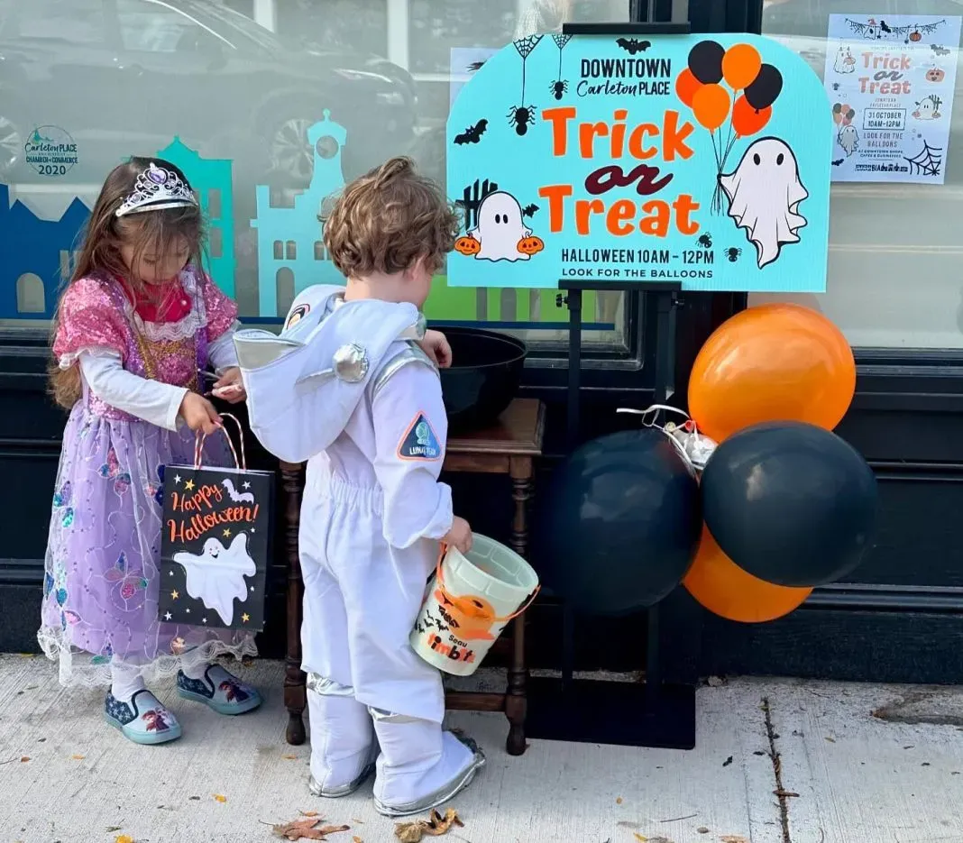 hometown happenings oct 31 One Hometown Happenings, Trick or Treat in Downtown Carleton Place.