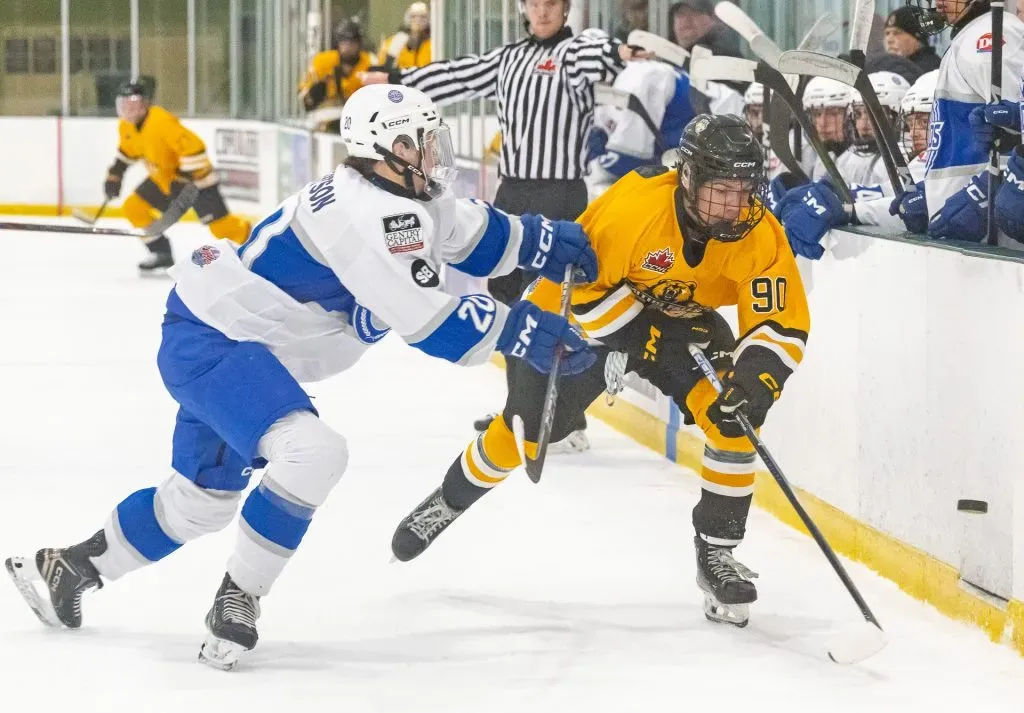 Smiths Falls Bears vs. Navan Grads Dec. 5, 2025