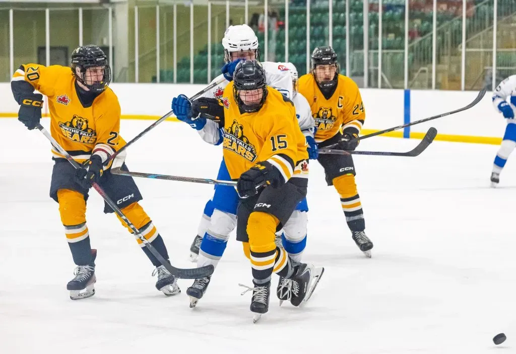 Smiths Falls Bears vs. Navan Grads Dec. 5, 2025