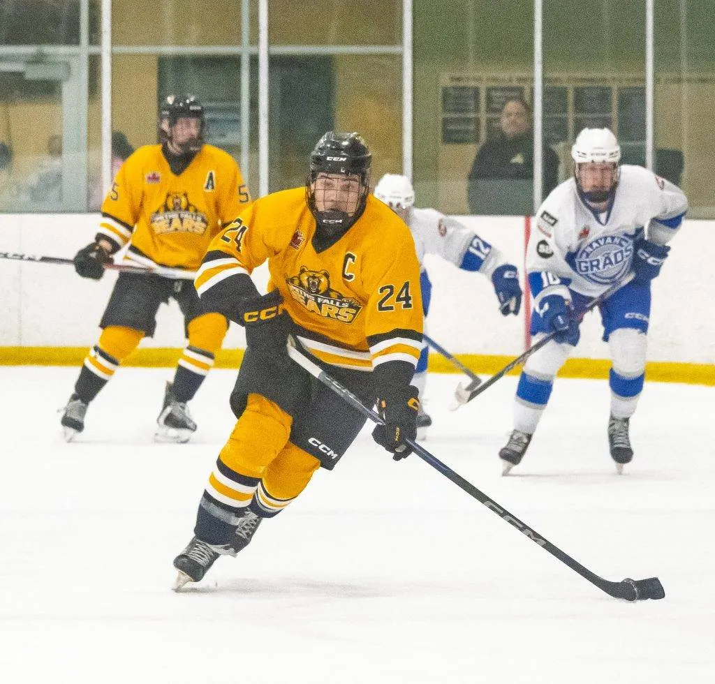 Smiths Falls Bears vs. Navan Grads Dec. 5, 2025