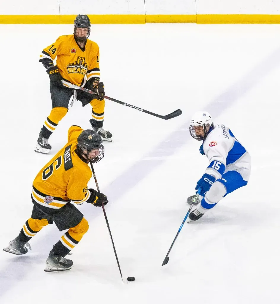 Smiths Falls Bears vs. Navan Grads Dec. 5, 2025